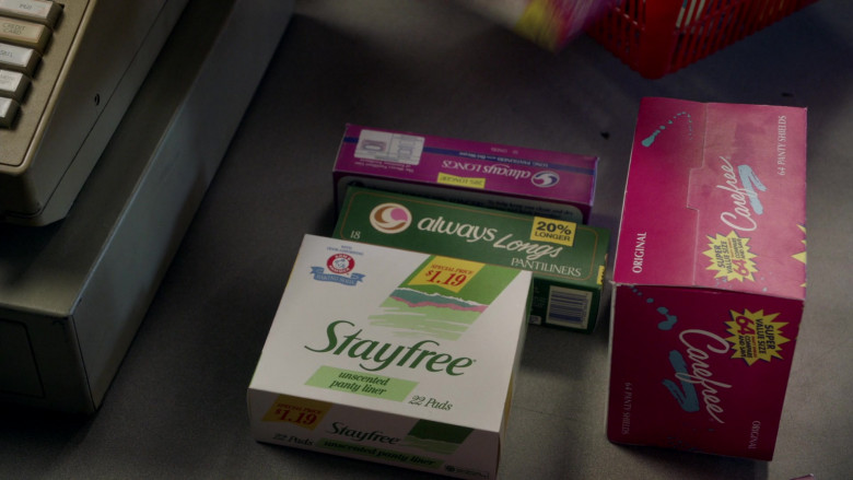Stayfree, Always & Carefree Feminine Products in Young Sheldon S04E02