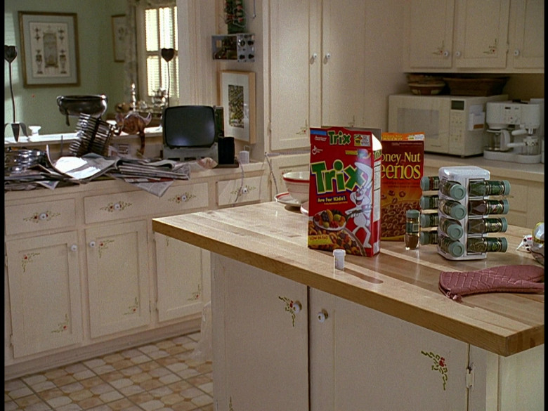 Trix and Honey Nut Cheerios Breakfast Cereals by General Mills in Honey, We Shrunk Ourselves! (1998)