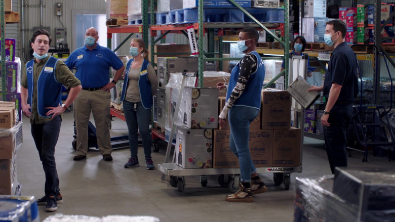 Vitamix Blenders and Cottonelle in Superstore S06E03 Floor Supervisor (2020)