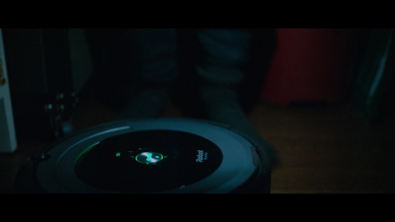 iRobot Roomba Robotic Vacuum Cleaner in Happiest Season (1)