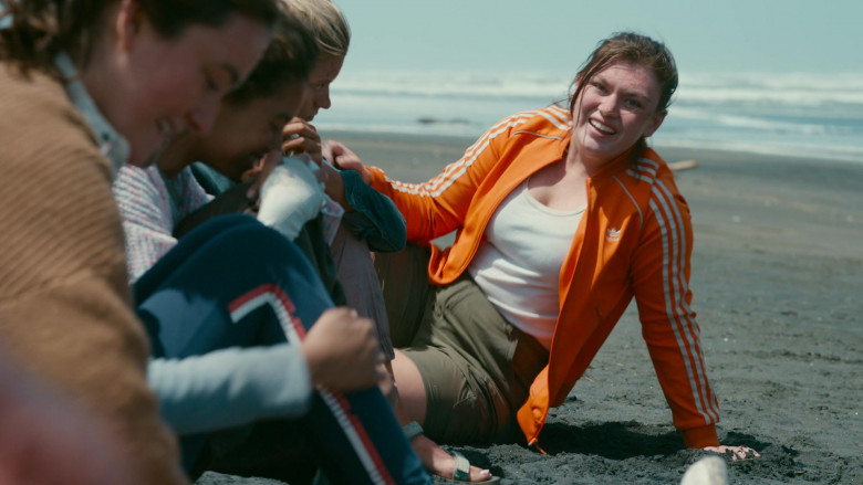 Adidas Women's Bomber Jacket of Shannon Berry as Dot Campbell in The Wilds S01E08 Day Sixteen (1)