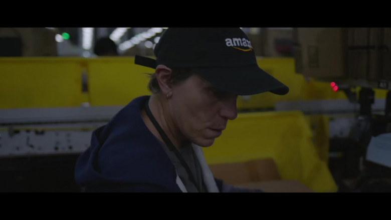 Amazon Cap of Frances McDormand as Fern in Nomadland (1)