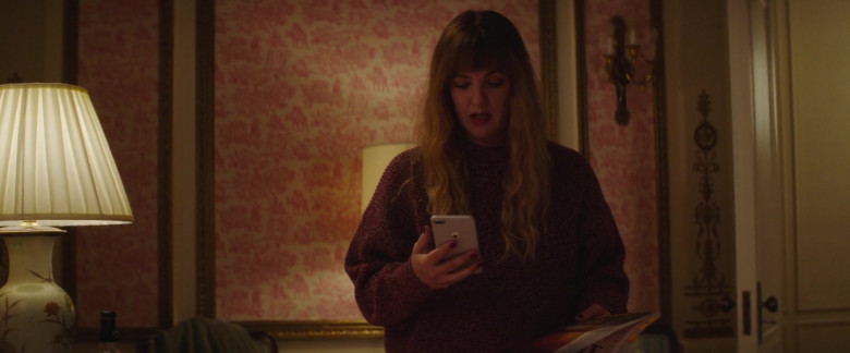Apple iPhone Smartphone of Drew Barrymore in The Stand In (2)
