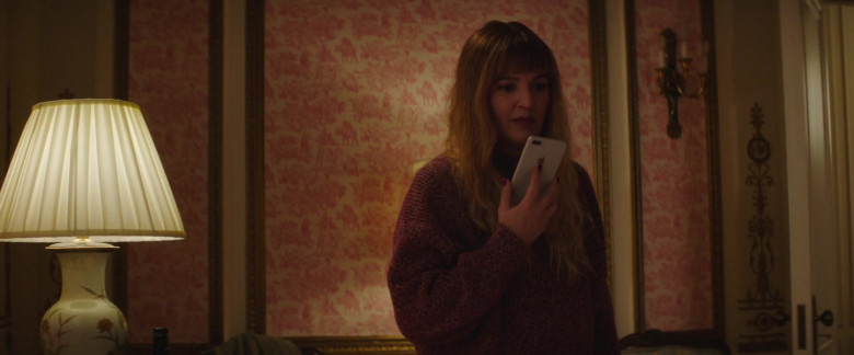 Apple iPhone Smartphone of Drew Barrymore in The Stand In (3)
