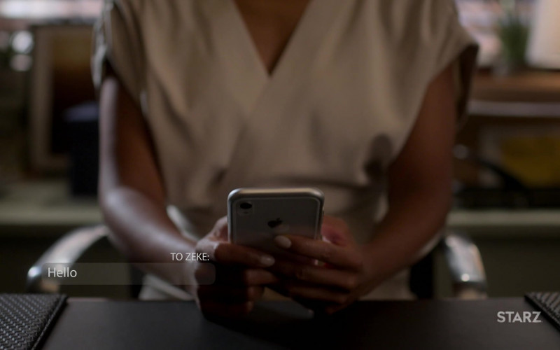 Apple iPhone Smartphone of Melanie Liburd as Caridad ‘Carrie' Milgram in Power Book II Ghost S01E09