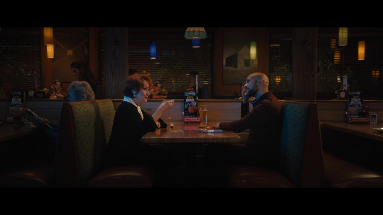 Applebee's Restaurant in The Prom Movie (3)