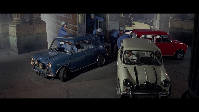Austin Mini Cooper S 1275 Cars in The Italian Job 1969 Film (1)