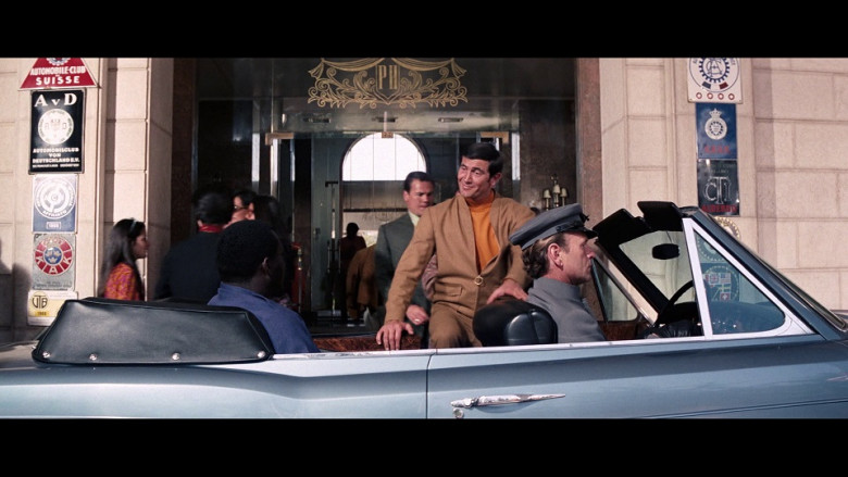 Automobile Club d’Italia badge (on the left, above the KAK badge) in On Her Majesty’s Secret Service (1969)