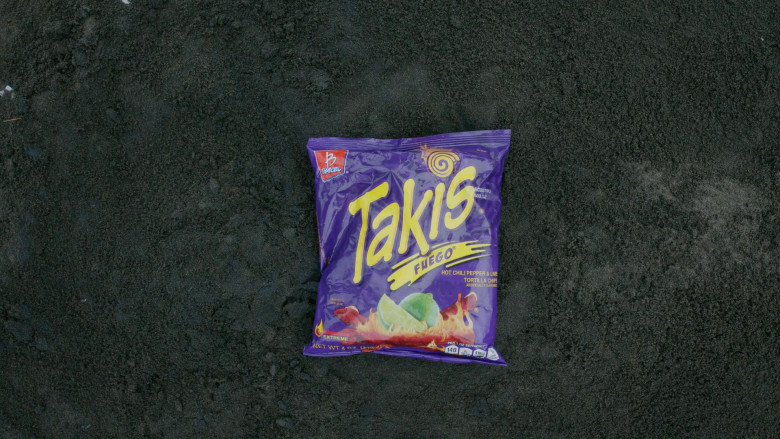 Barcel Takis Chips in The Wilds S01E04 (1)