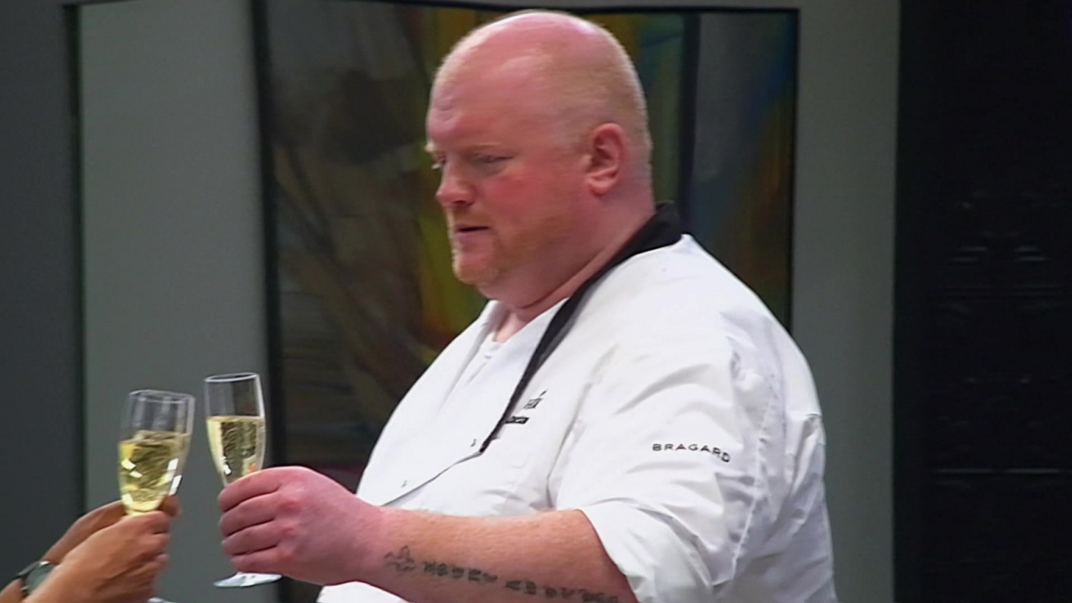 Bragard Chef Wear In Hell's Kitchen S19E15 (2020)