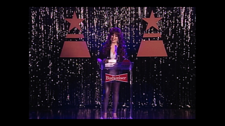 Budweiser in Selena The Series S01E03 And the Winner is… (2)