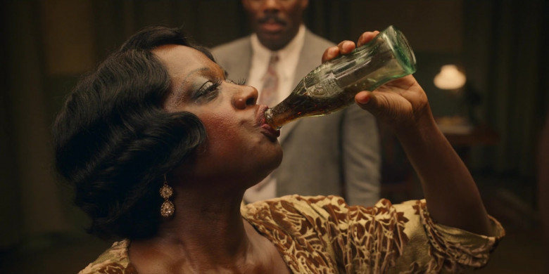 Coca-Cola Soda Enjoyed by Viola Davis as Ma Rainey in Ma Rainey's Black Bottom (1)