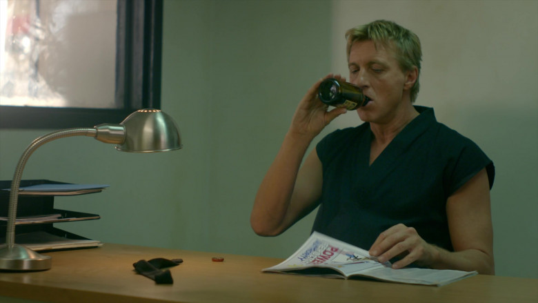 Coors Banquet Beer Enjoyed by William Zabka as Johnny Lawrence in Cobra Kai S01E07 All Valley (1)