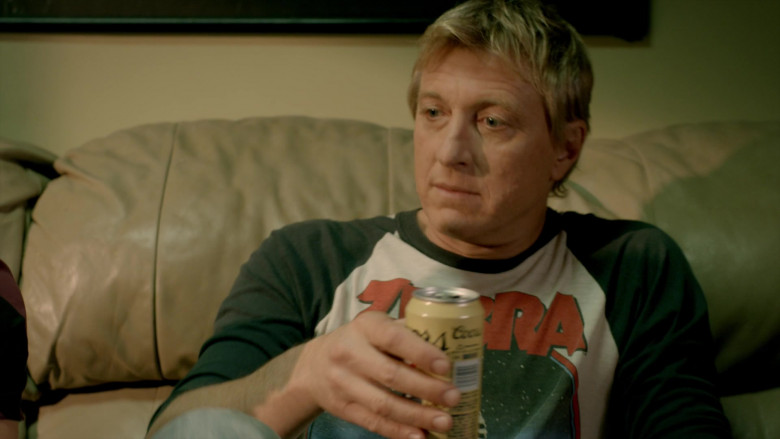 Coors Banquet Beer of William Zabka as Johnny Lawrence in Cobra Kai S02E08 (1)