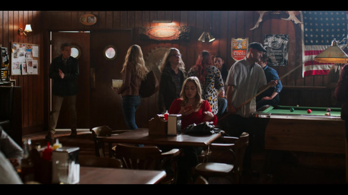 Coors And Jack Daniel's Signs In Virgin River S02E03 