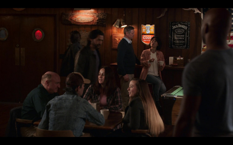 Coors and Jack Daniel's in Virgin River S02E10 Blown Away (1)