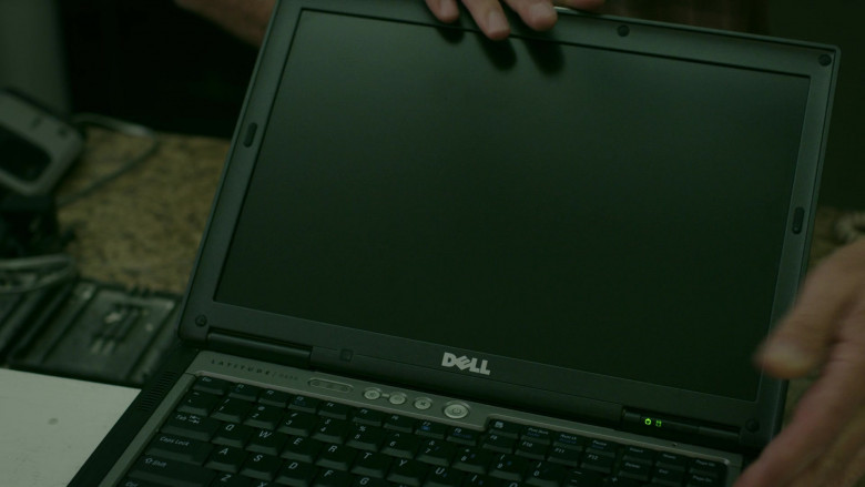 Dell Latitude D630 Laptop of William Zabka as Johnny Lawrence in Cobra Kai S02E03 (2)