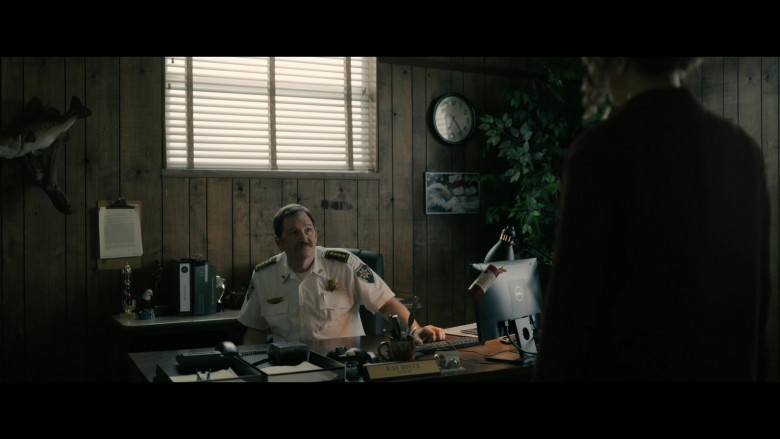 Dell Monitor of John Pirruccello as Sheriff Ray Royce in Your Honor S01E04 (2)