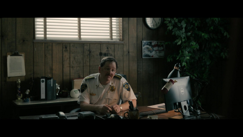 Dell Monitor of John Pirruccello as Sheriff Ray Royce in Your Honor S01E04 (3)