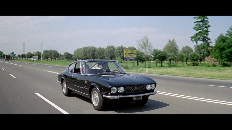 Fiat Dino Coupé 2000 Car in The Italian Job (1969)