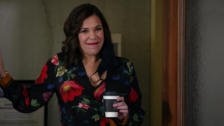 Hilltop Coffee Cup Held by Lindsay Mendez as Sara Castillo in All Rise S02E04 (2)