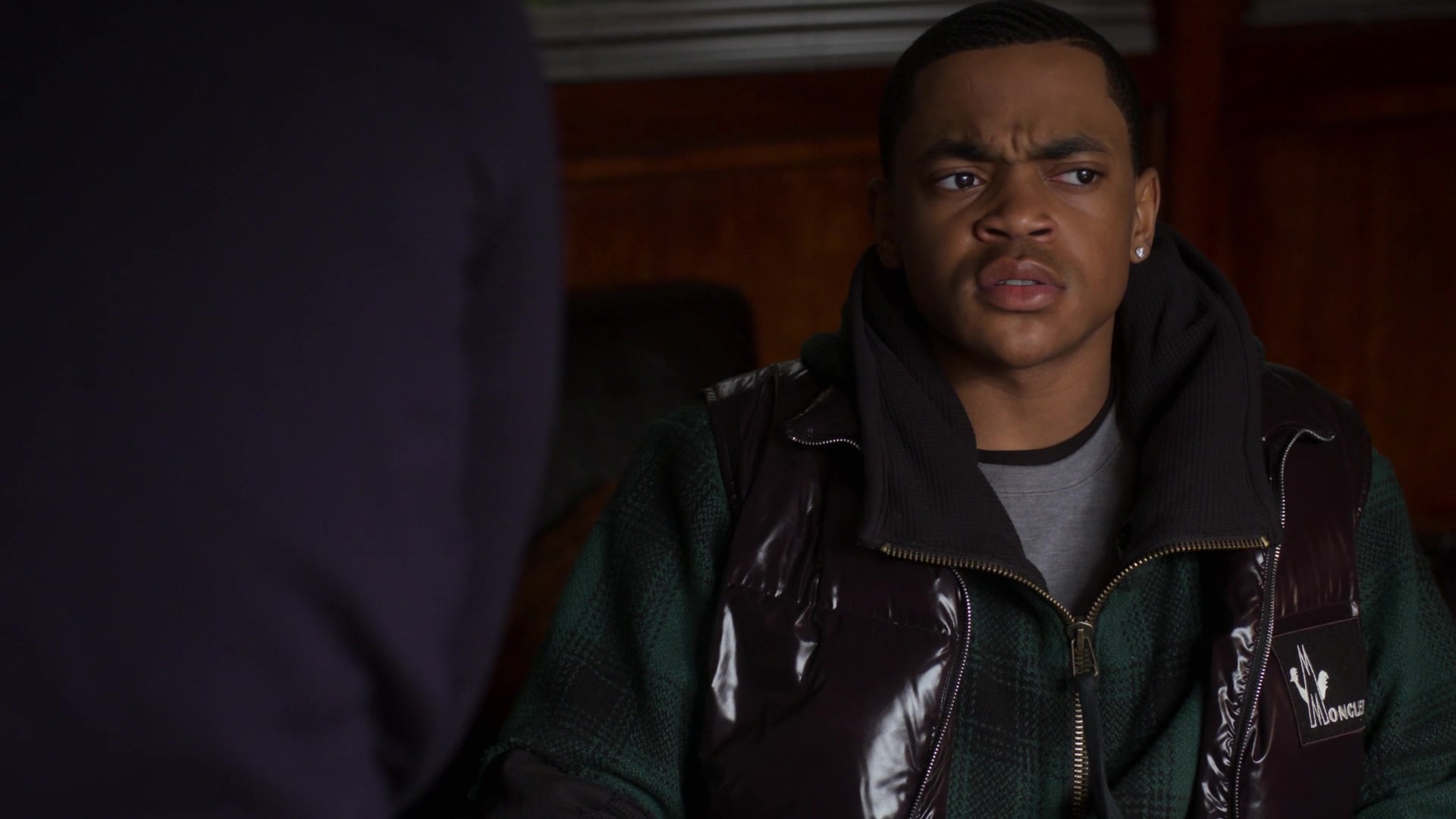 Moncler-Down-Vest-Outfit-of-Michael-Rainey-Jr.-as-Tariq-St.-Patrick-in-Power-Book-II-Ghost-S01E07-2.jpg
