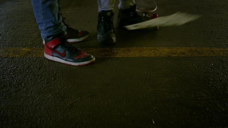 Nike High-Top Red-Black Sneakers in Cobra Kai S01E04 (3)