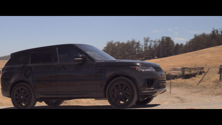 Range Rover Sport Black Car in A California Christmas (1)