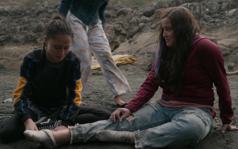 Vans High Top Sneakers of Erana James as Toni Shalifoe in The Wilds S01E02 Day Two