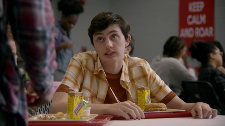Yoo-Hoo Chocolate Drinks of Jacob Bertrand as Eli & Gianni Decenzo as Demetri in Cobra Kai S01E02 (2)