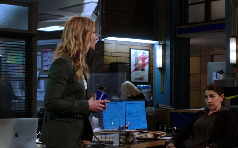 Apple MacBook Laptops in Law & Order Special Victims Unit S22E06 (1)