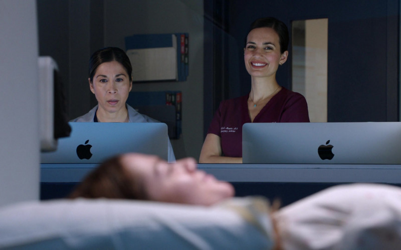 Apple iMac Computers in Chicago Med S06E04 (1)