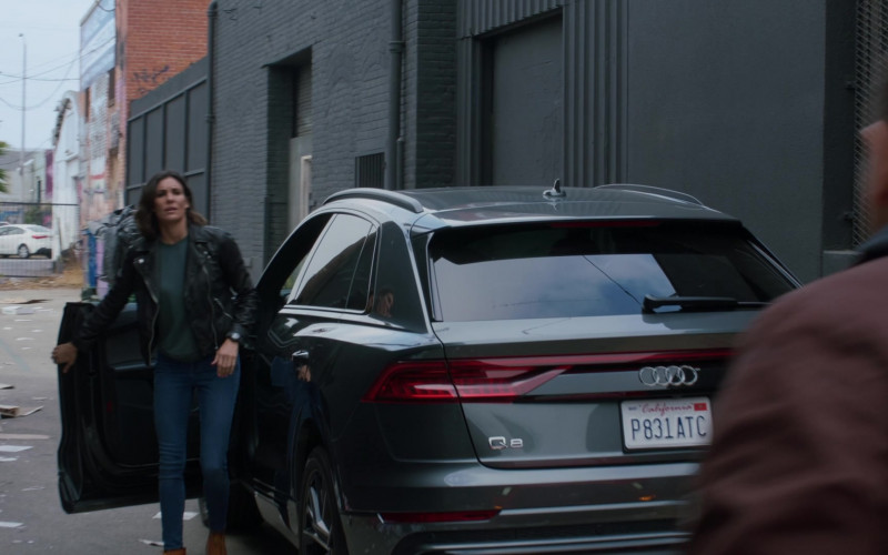 Audi Q8 Car of Daniela Ruah as Kensi Blye in NCIS Los Angeles S12E08 (3)