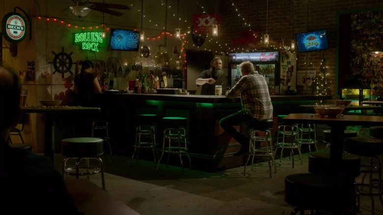 Beck's, Rolling Rock and Cerveza XX Dos Equis Beer Signs in Cobra Kai S03E04