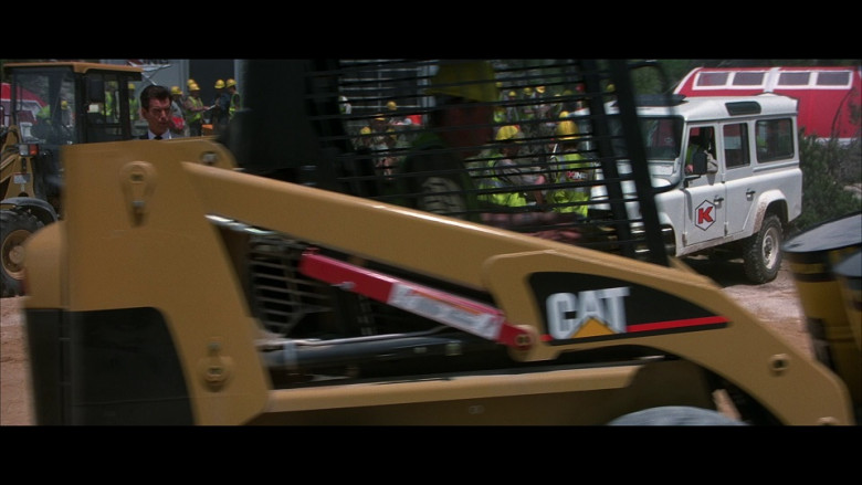 Caterpillar Machines in The World Is Not Enough (1)