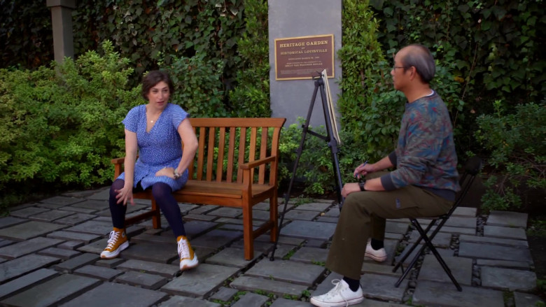 Converse Run Star Hike High Top Yellow Shoes of Mayim Bialik in Call Me Kat S01E02 (2)