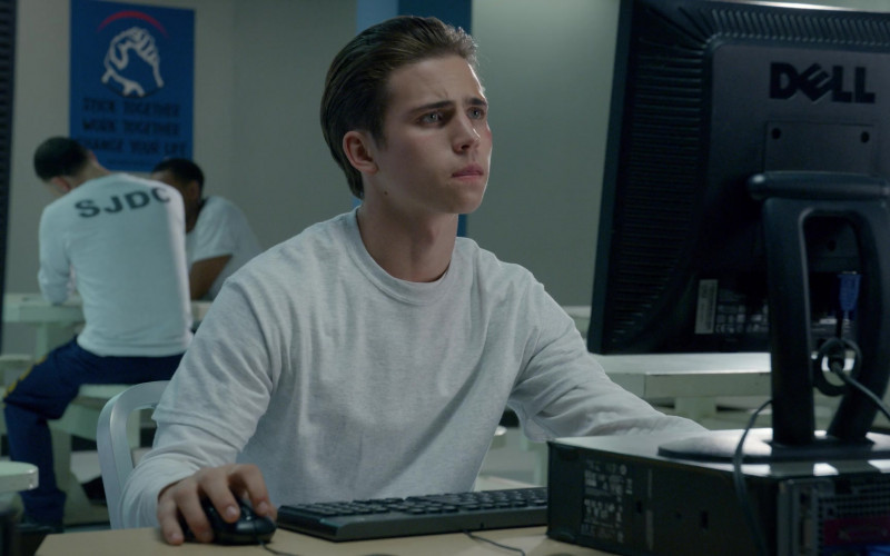 Dell Computer Monitor Used by Tanner Buchanan as Robby Keene in Cobra Kai S03E05