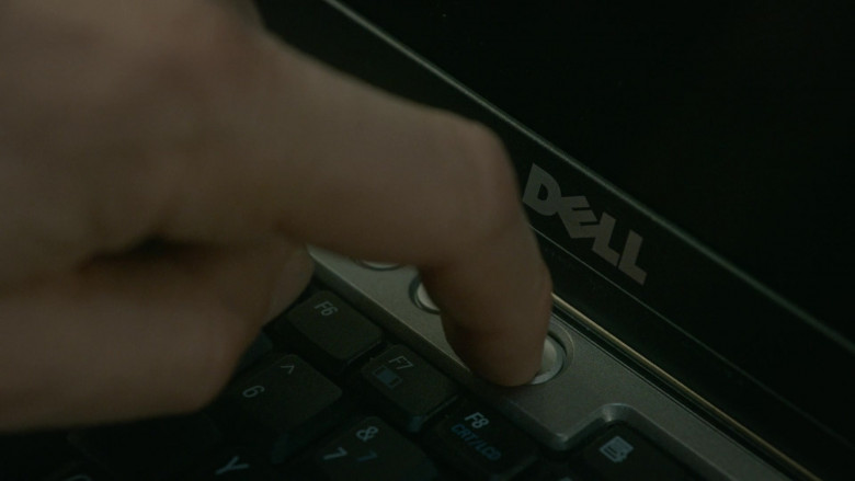 Dell Laptop of William Zabka as Johnny Lawrence in Cobra Kai S03E05 (2)