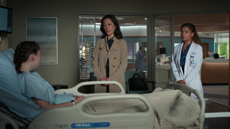 Hill-Rom Medical Beds in The Good Doctor S04E08 (2)
