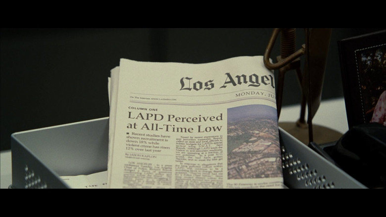 Los Angeles Times newspaper in S.W.A.T. (2003)