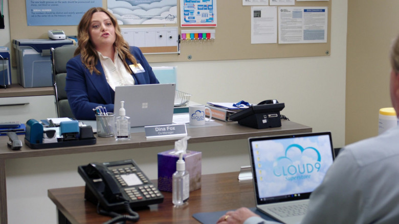 Microsoft Surface Laptop of Lauren Ash as Dina Fox in Superstore S06E07 The Trough 2021 (2)