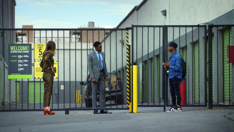 Nike Air Jordan 1 Men's Mid ‘Blue the Great' Sneakers in All Rise S02E07 Almost the Meteor (1)