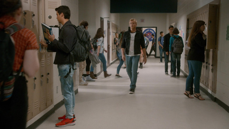 Nike Men's Trainers Worn by Xolo Maridueña as Miguel Diaz in Cobra Kai S03E07 (2)