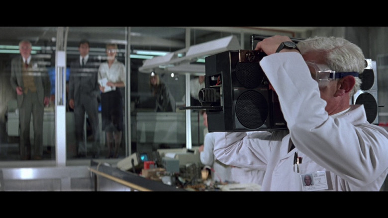 Philips Boombox in The Living Daylights (1987)