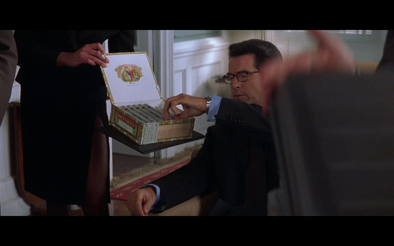 Romeo y Julieta Cigars Enjoyed by Pierce Brosnan as James Bond in The World Is Not Enough (1999)