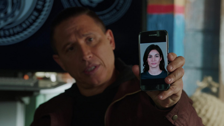 Samsung Galaxy Smartphone of Erik Palladino as Vostanik Sabatino in NCIS Los Angeles S12E08