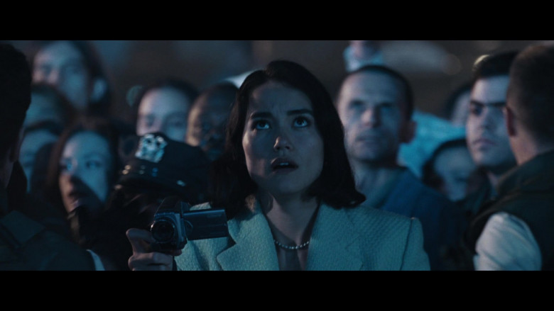 Sony Video Camera of Sandrine Holt as Terri Morales in Resident Evil Apocalypse (1)