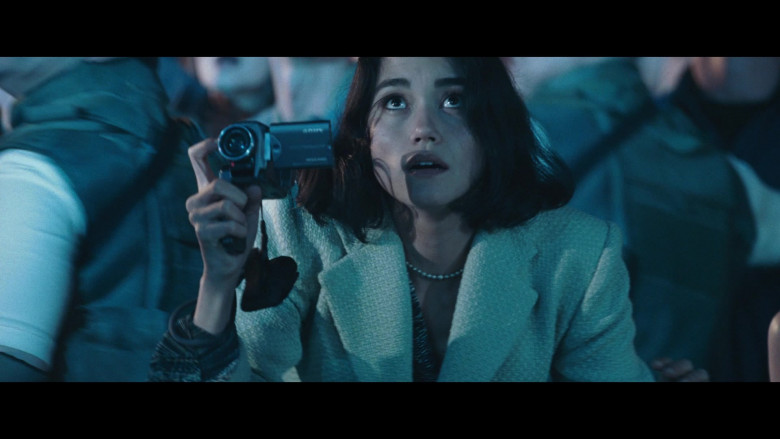 Sony Video Camera of Sandrine Holt as Terri Morales in Resident Evil Apocalypse (2)