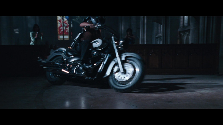 Suzuki Intruder Motorcycle in Resident Evil Apocalypse (2004)