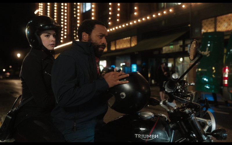 Triumph Motorcycle of Anne Hathaway as Linda Thurman & Chiwetel Ejiofor as Paxton Riggs in Locked Down (2021)